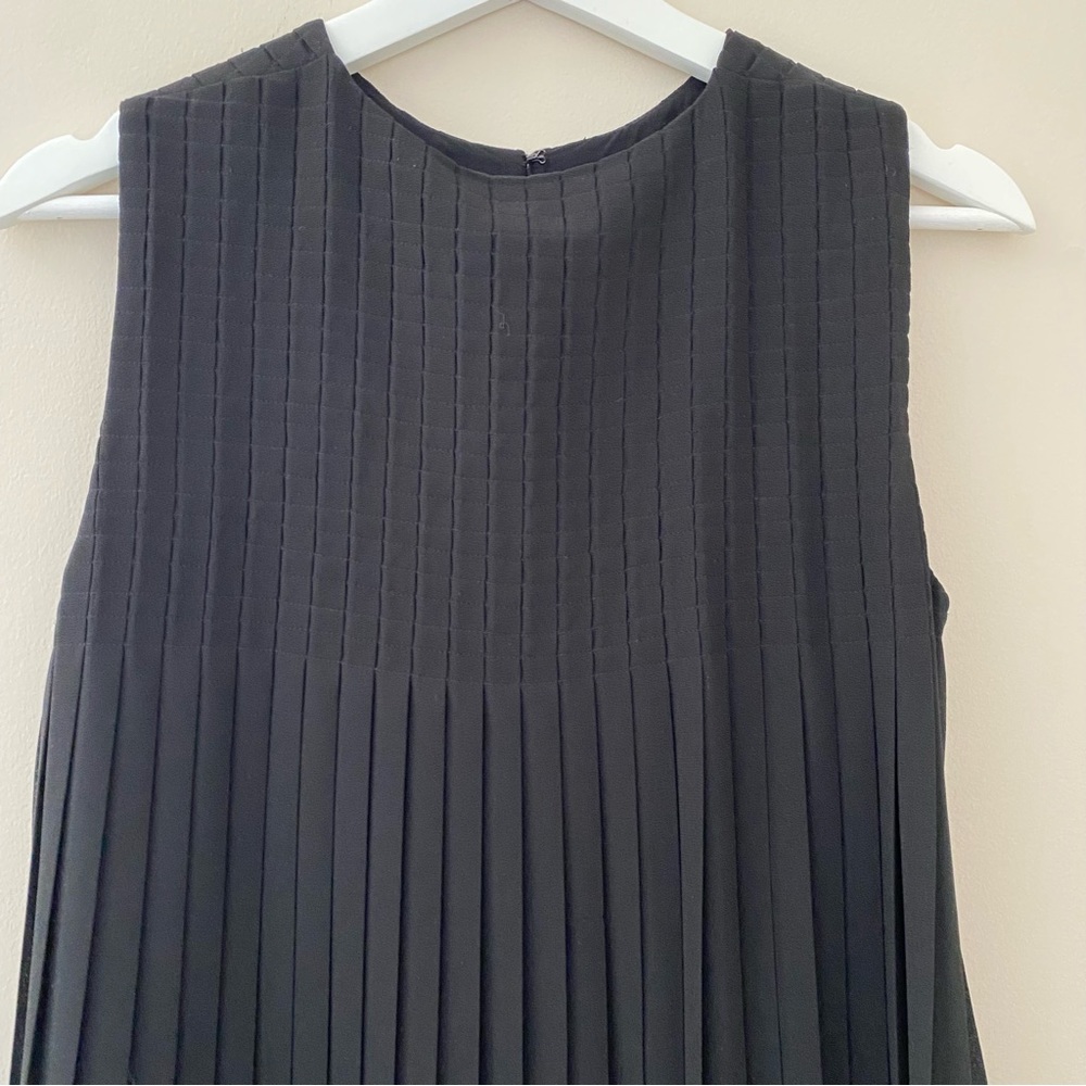 Massimo Dutti Pleated Swing Sleeveless Top Size 4 - Picture 2 of 6